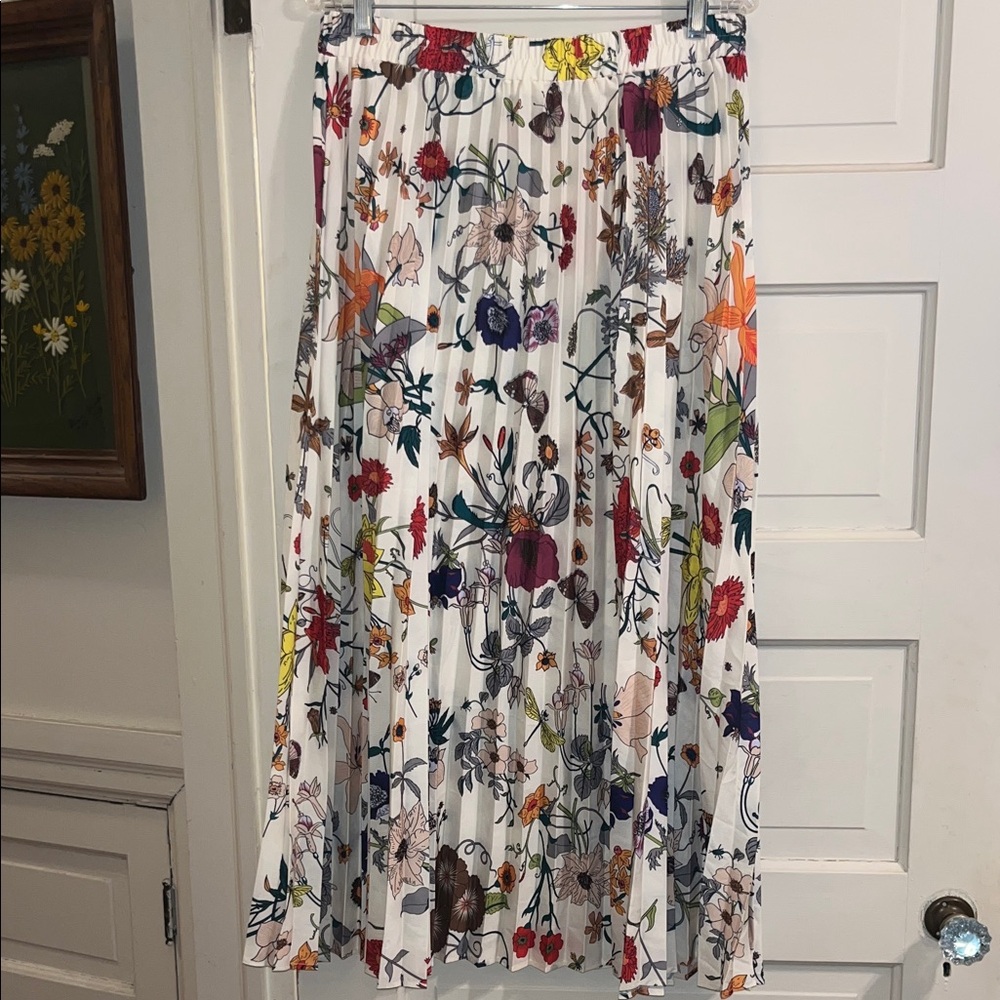 Floral Pleated Maxi Skirt